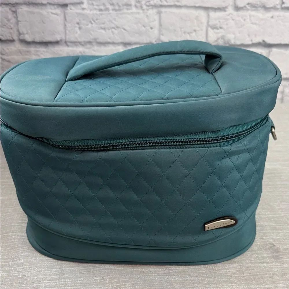 Travelon Quilted Teal Travel Cosmetic Bag